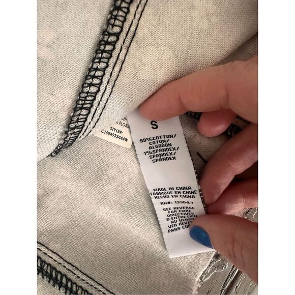 Celebrity Pink Black Flower Denim Jacket - Picture 6 of 7